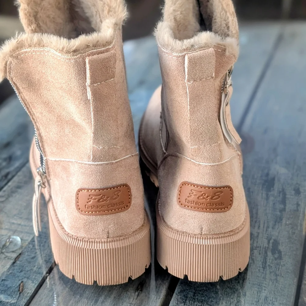 F & 8 | Women's 10 | Boots--NWOT. EUR 42
